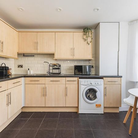 Arte Stays Serviced Houses Stratford - 3 Bedrooms 2 Bathrooms Houses London, Stratford, Maryland, Free Parking, Garden, Weekly Or Monthly Stays - Up To 8 Guests Londres Exterior foto