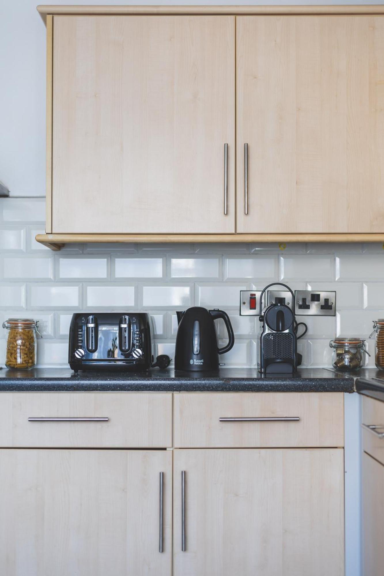 Arte Stays Serviced Houses Stratford - 3 Bedrooms 2 Bathrooms Houses London, Stratford, Maryland, Free Parking, Garden, Weekly Or Monthly Stays - Up To 8 Guests Londres Exterior foto