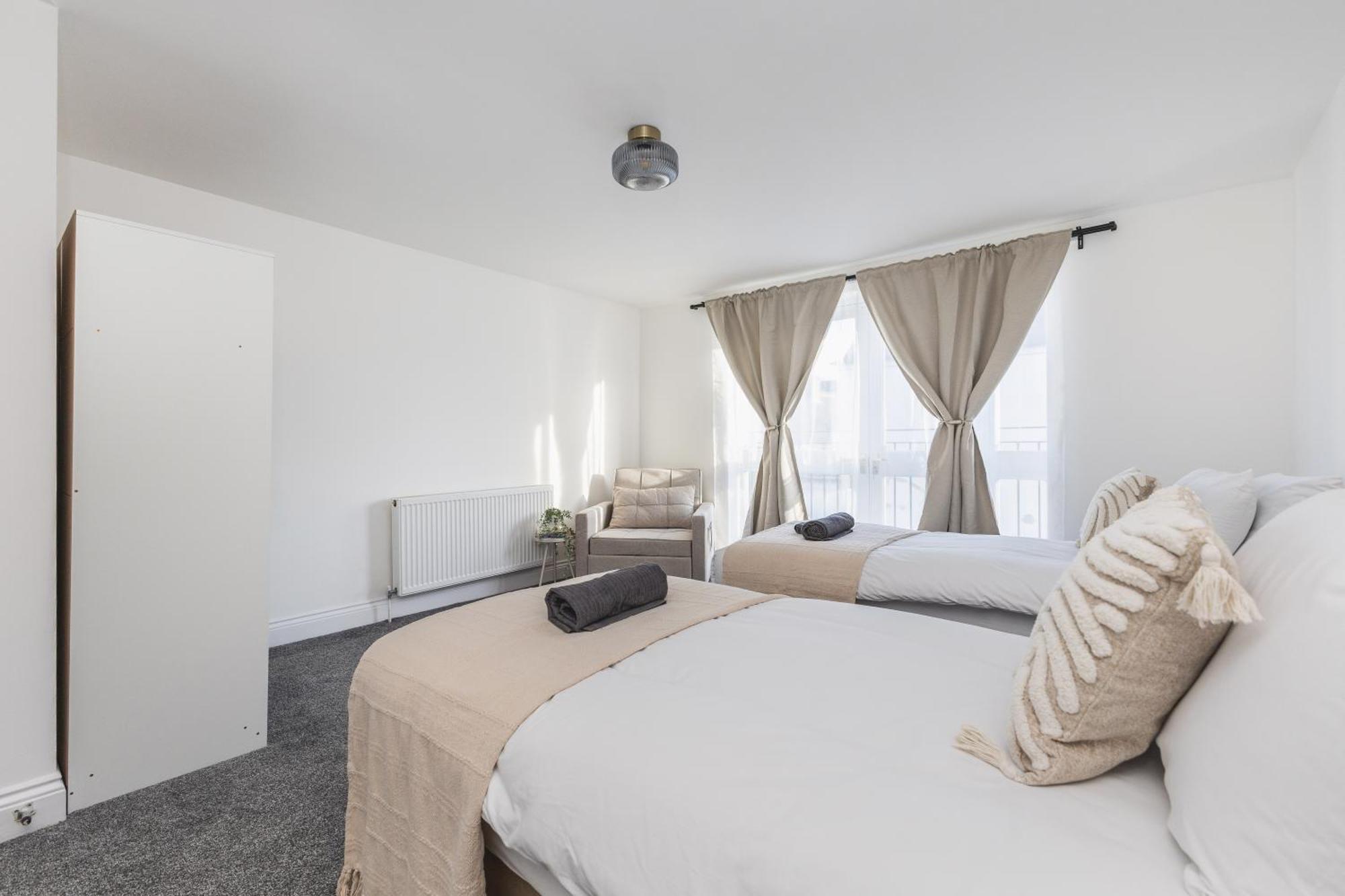 Arte Stays Serviced Houses Stratford - 3 Bedrooms 2 Bathrooms Houses London, Stratford, Maryland, Free Parking, Garden, Weekly Or Monthly Stays - Up To 8 Guests Londres Exterior foto