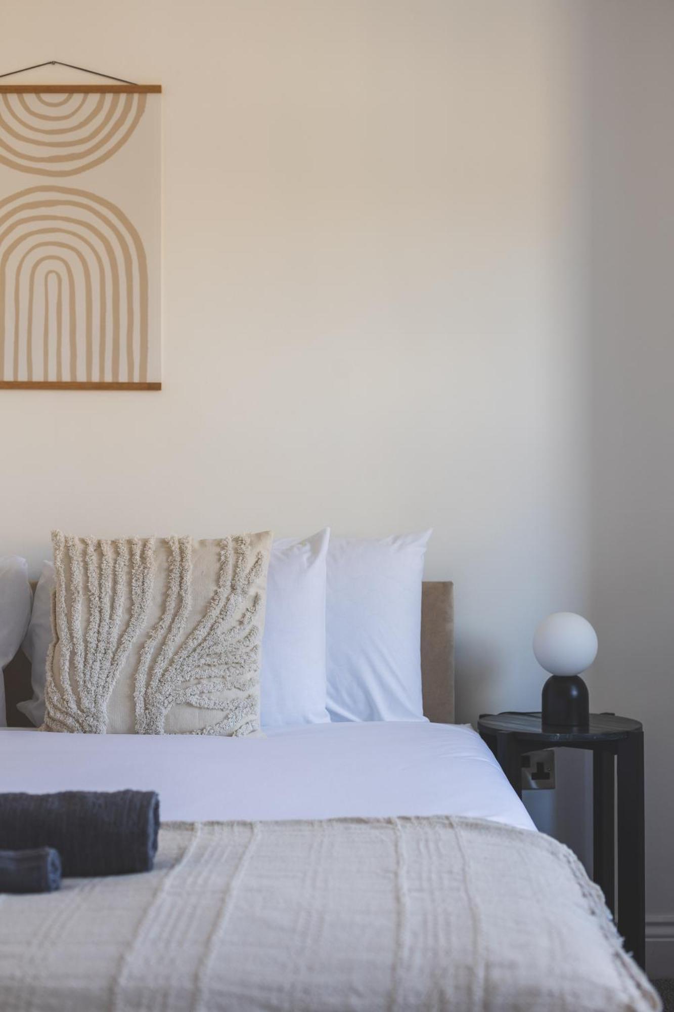 Arte Stays Serviced Houses Stratford - 3 Bedrooms 2 Bathrooms Houses London, Stratford, Maryland, Free Parking, Garden, Weekly Or Monthly Stays - Up To 8 Guests Londres Exterior foto