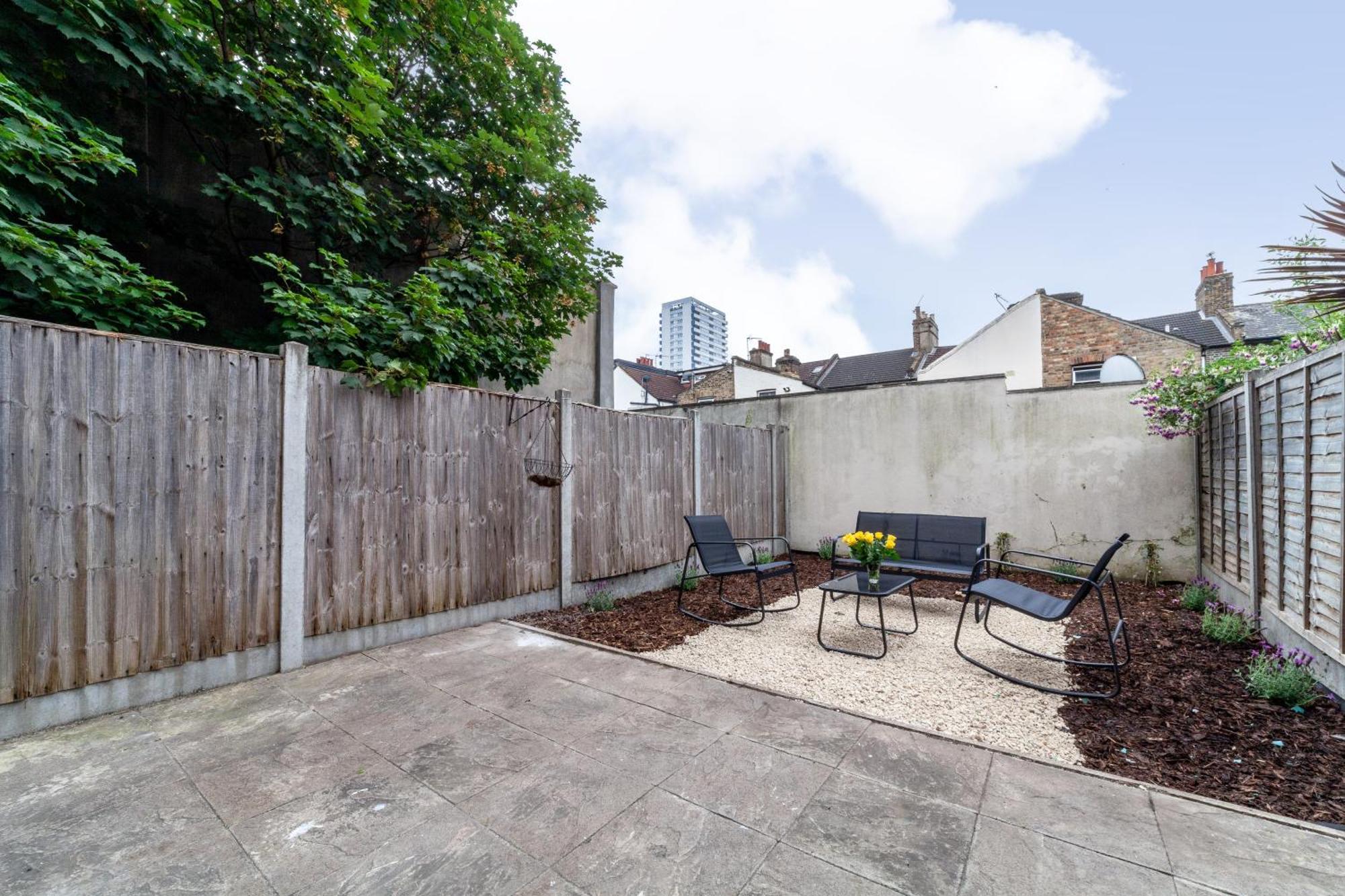 Arte Stays Serviced Houses Stratford - 3 Bedrooms 2 Bathrooms Houses London, Stratford, Maryland, Free Parking, Garden, Weekly Or Monthly Stays - Up To 8 Guests Londres Exterior foto
