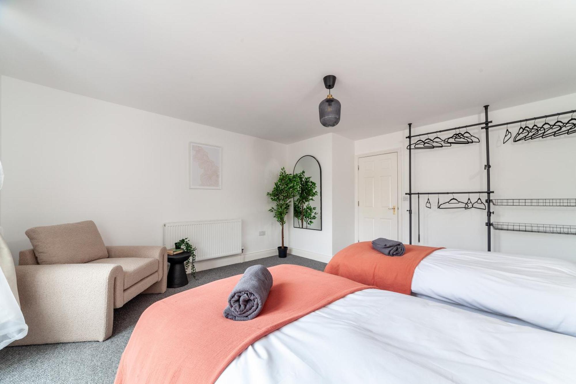 Arte Stays Serviced Houses Stratford - 3 Bedrooms 2 Bathrooms Houses London, Stratford, Maryland, Free Parking, Garden, Weekly Or Monthly Stays - Up To 8 Guests Londres Exterior foto